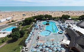 Aparthotel Holiday